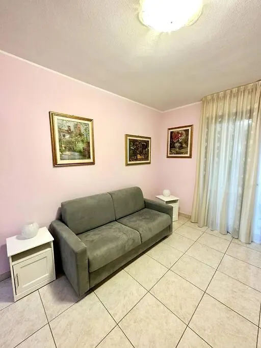 Apartment Appartamento Al Centro Di Pula