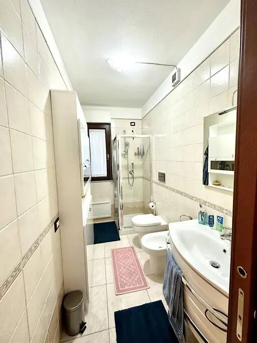 Apartment Appartamento Al Centro Di Pula Italy